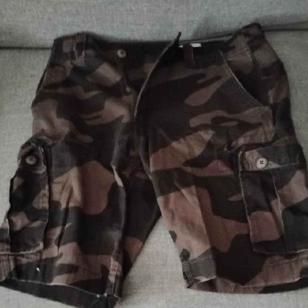 Bluenotes Men's Brown Camouflage Cargo Shorts
